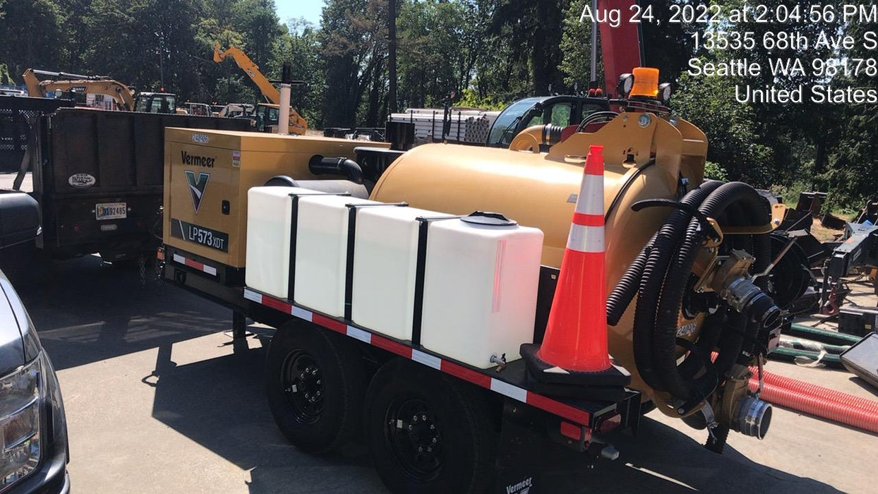 2022 VAC-TRON LP573XDT