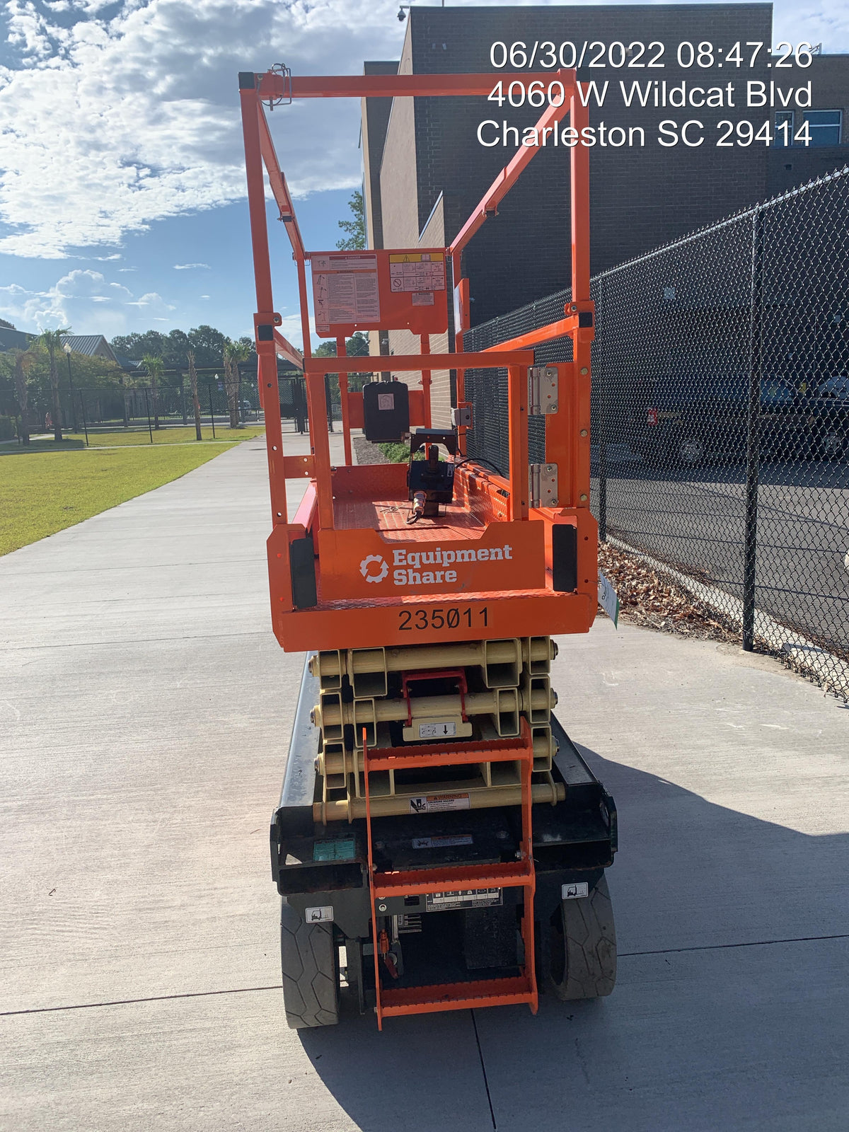 2022 JLG ES2632