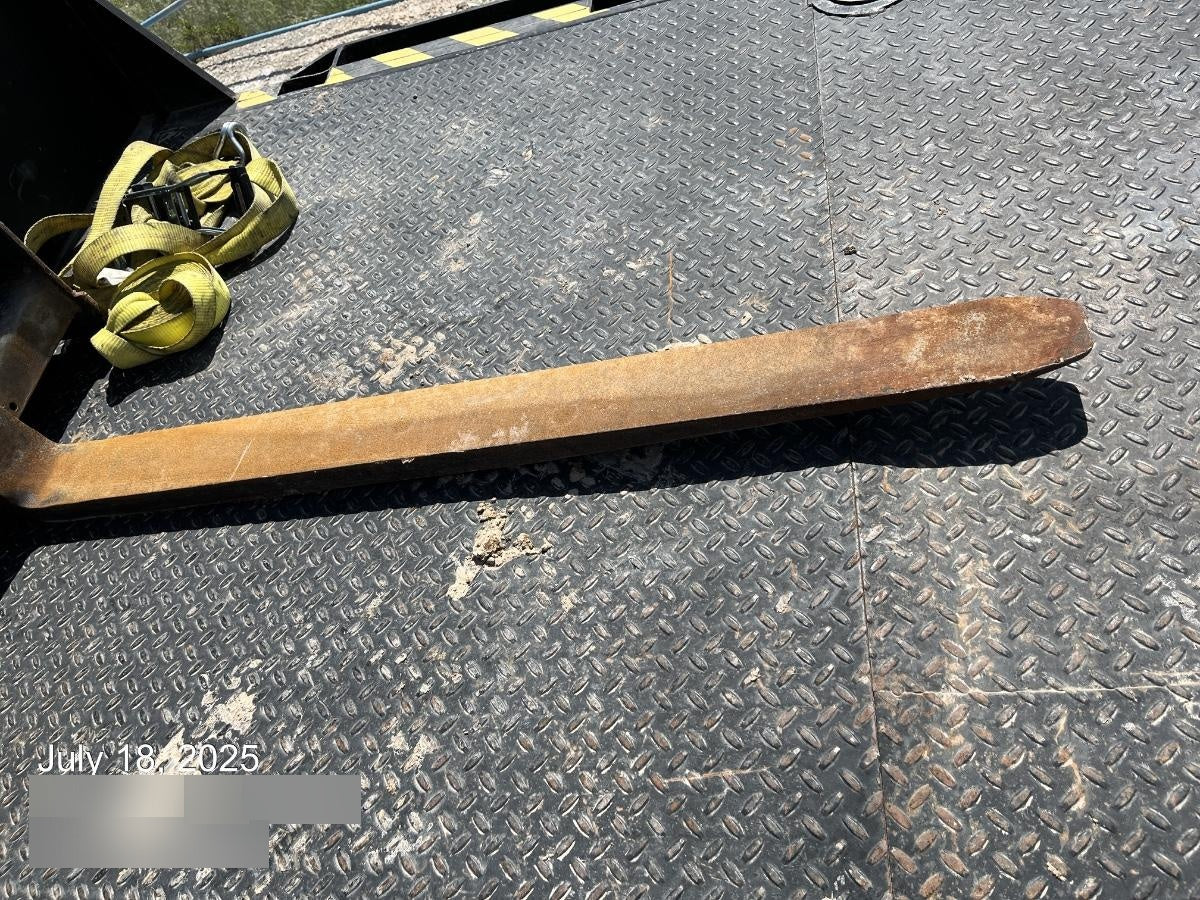 2021 PALADIN 48" Pallet Forks - Paladin