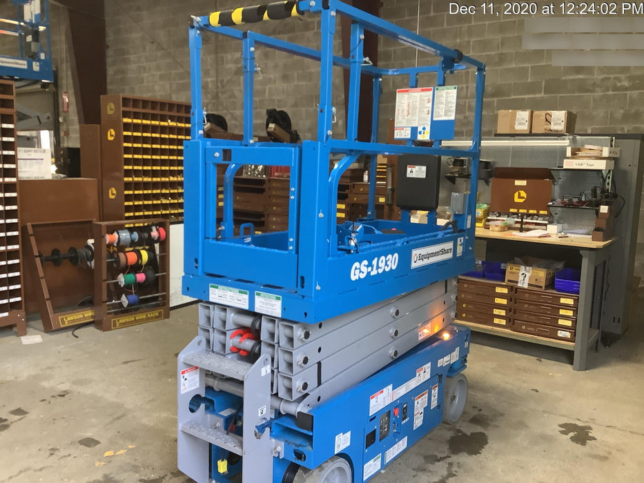 2020 Genie GS-1930 Solid Non Marking Tires, Beacon, Folding rails with half height swing gate, Telematics