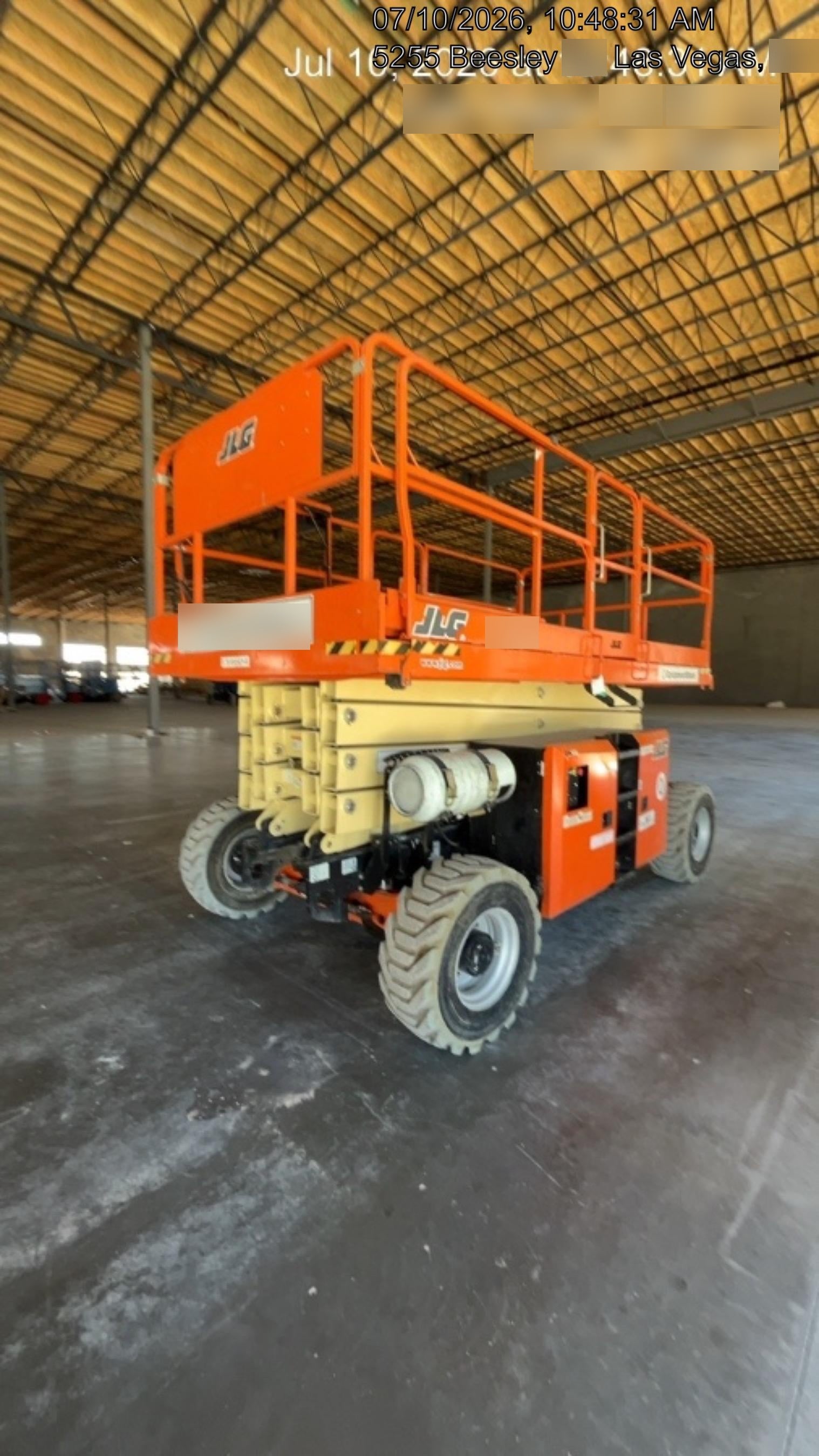 2021 JLG 430LRT