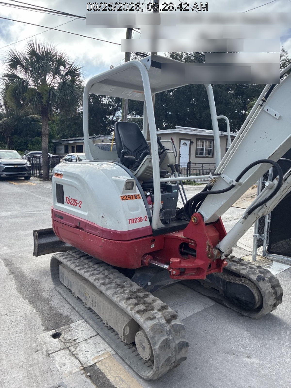 2022 TAKEUCHI TB235-2R