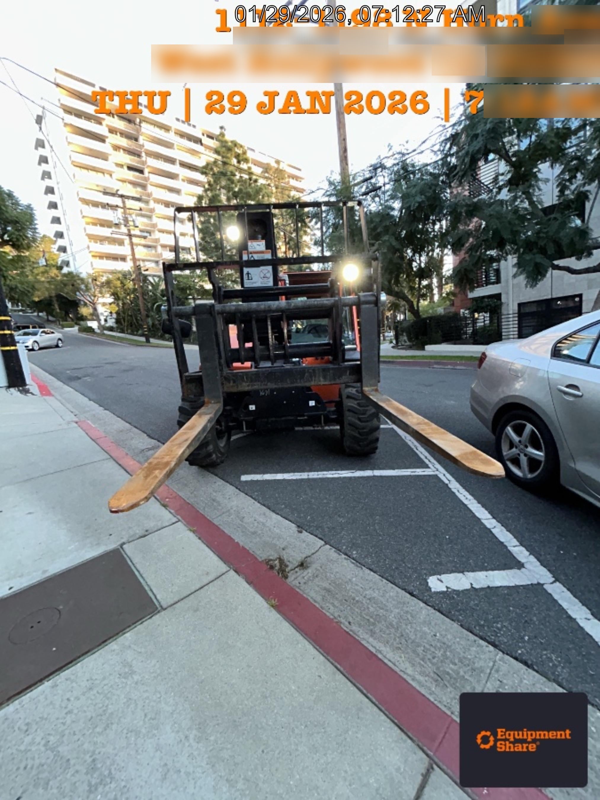2025 JLG 519