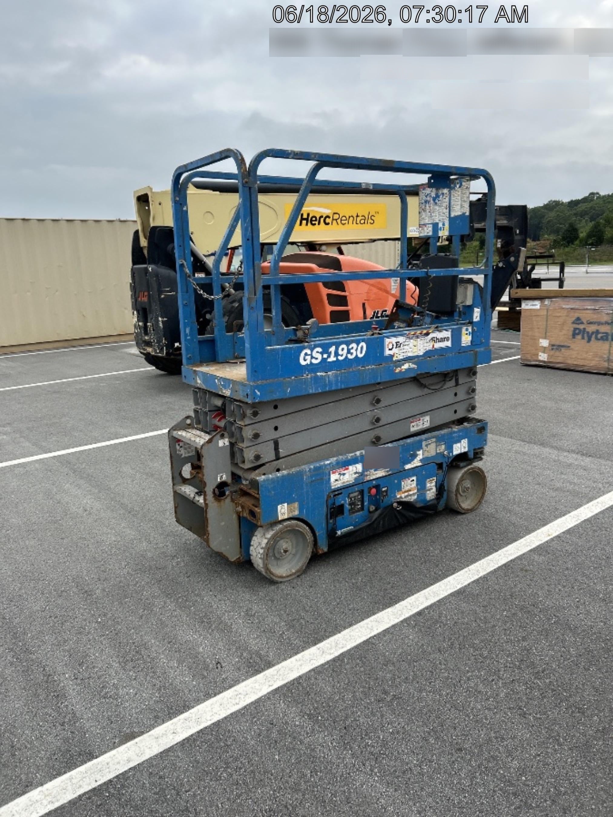 2020 Genie GS-1930 Fixed rails with chain entry gate - Pre A92.20