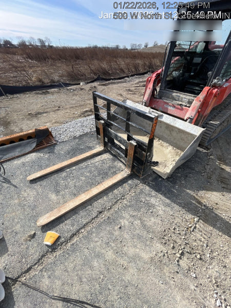 2024 ARROW MATERIAL HANDLING 48" Pallet Forks - Arrow