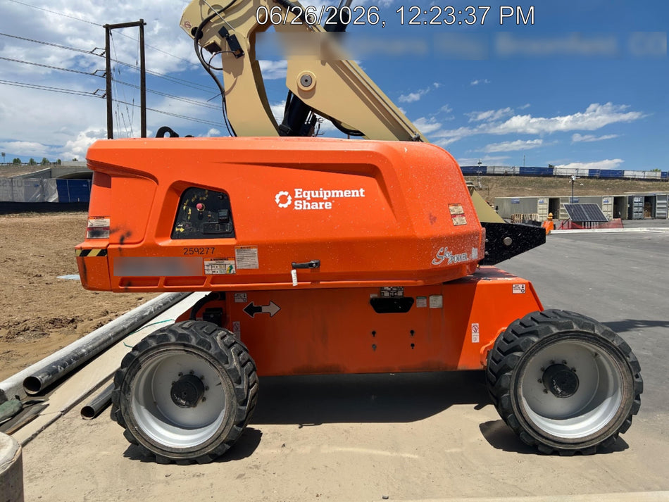 2022 JLG 660SJ