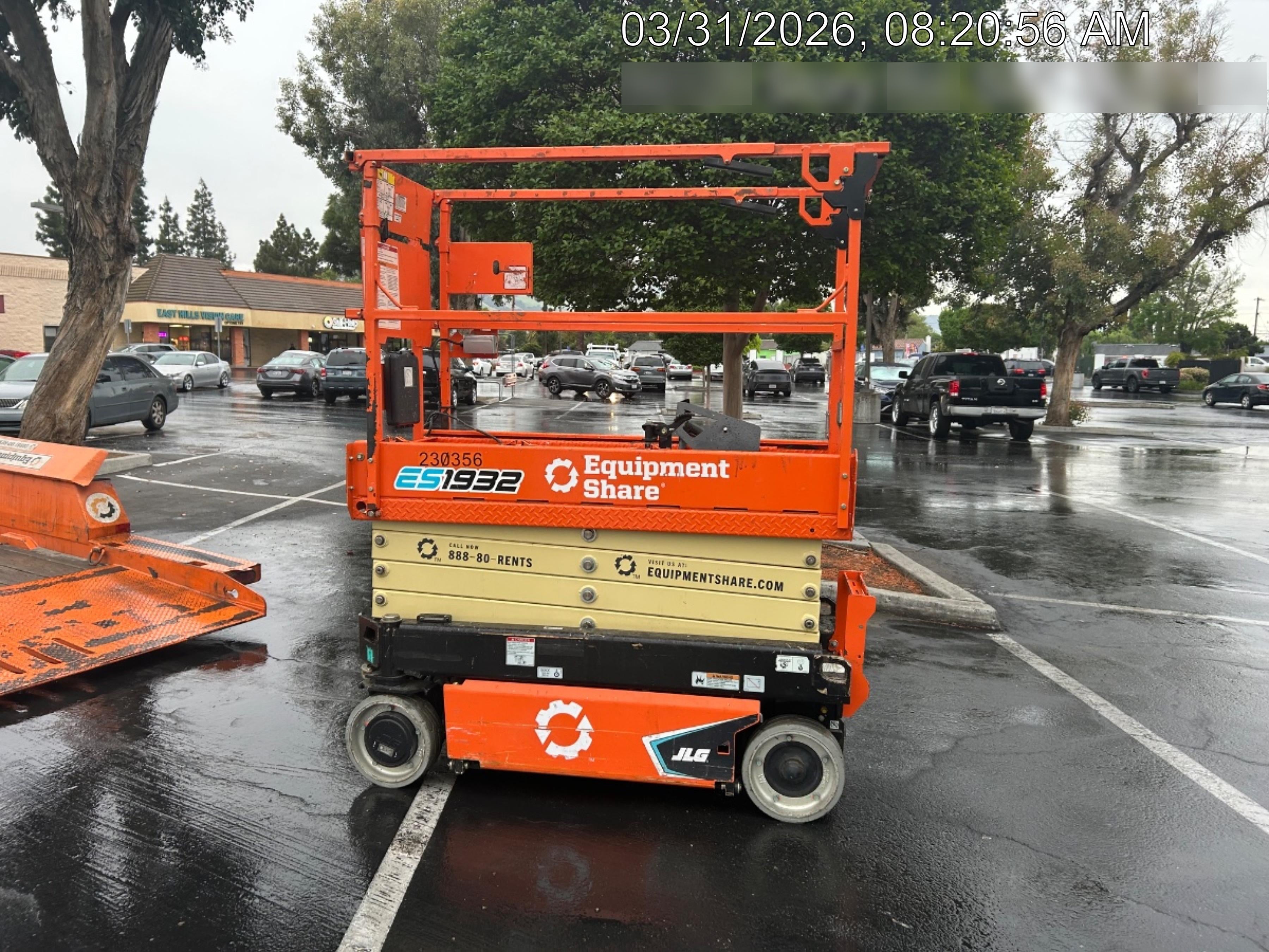2022 JLG ES1932