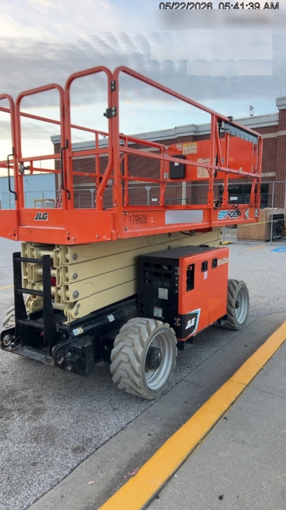 2021 JLG ERT4069