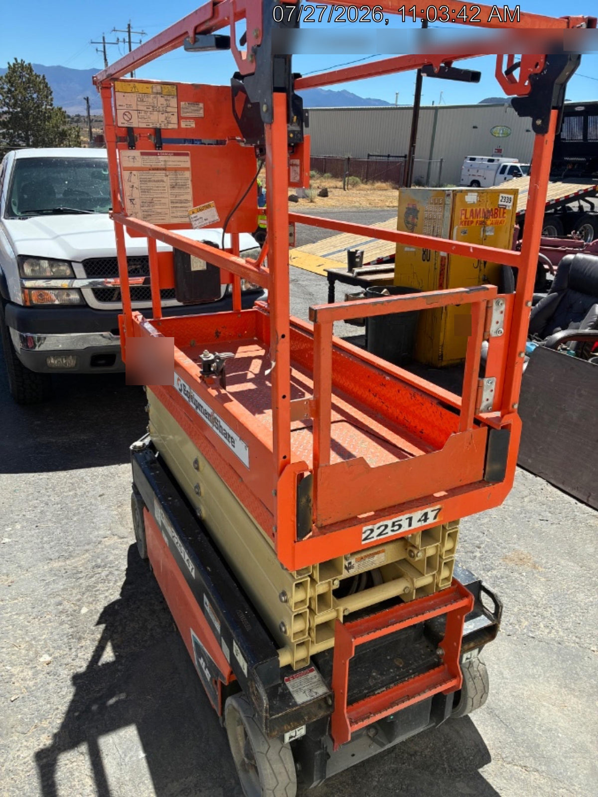 2022 JLG ES1932