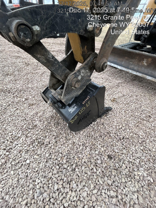 2025 TAKEUCHI 18" HD Bucket - Takeuchi