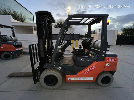2022 TOYOTA 50-8FGU25