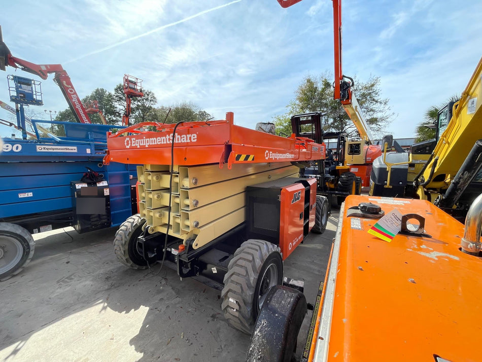 2023 JLG RT4394