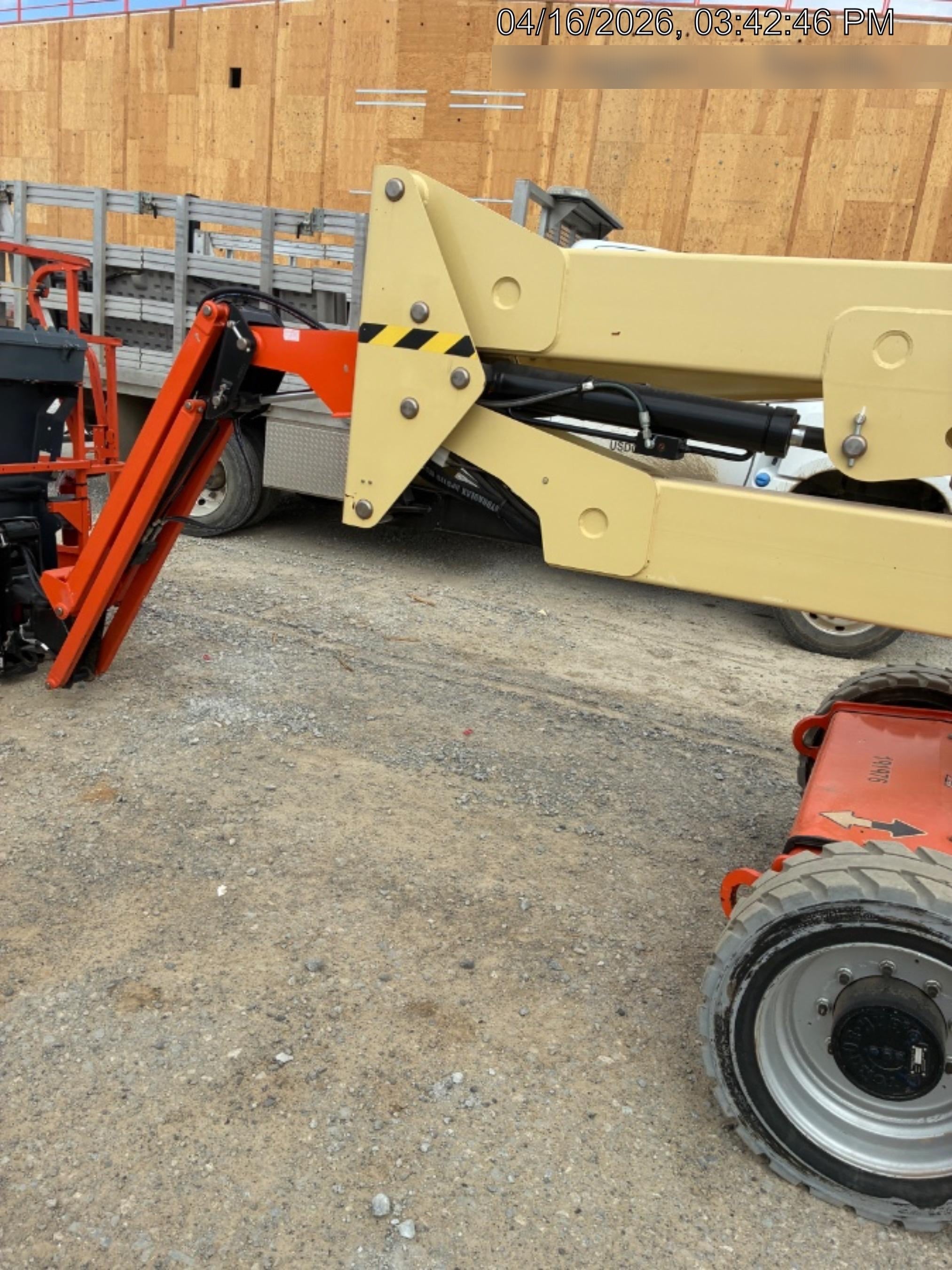 2021 JLG E450AJ