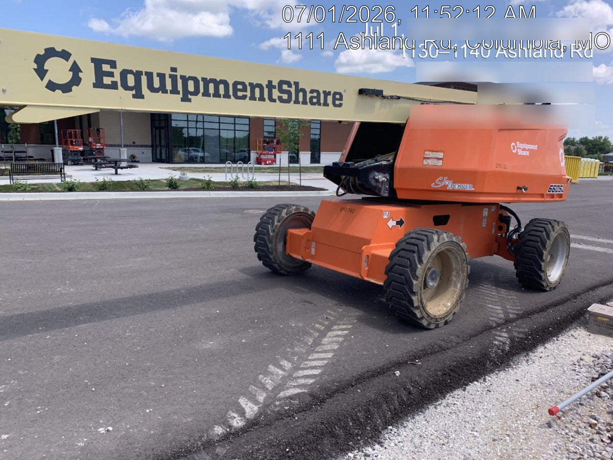 2023 JLG 660SJ
