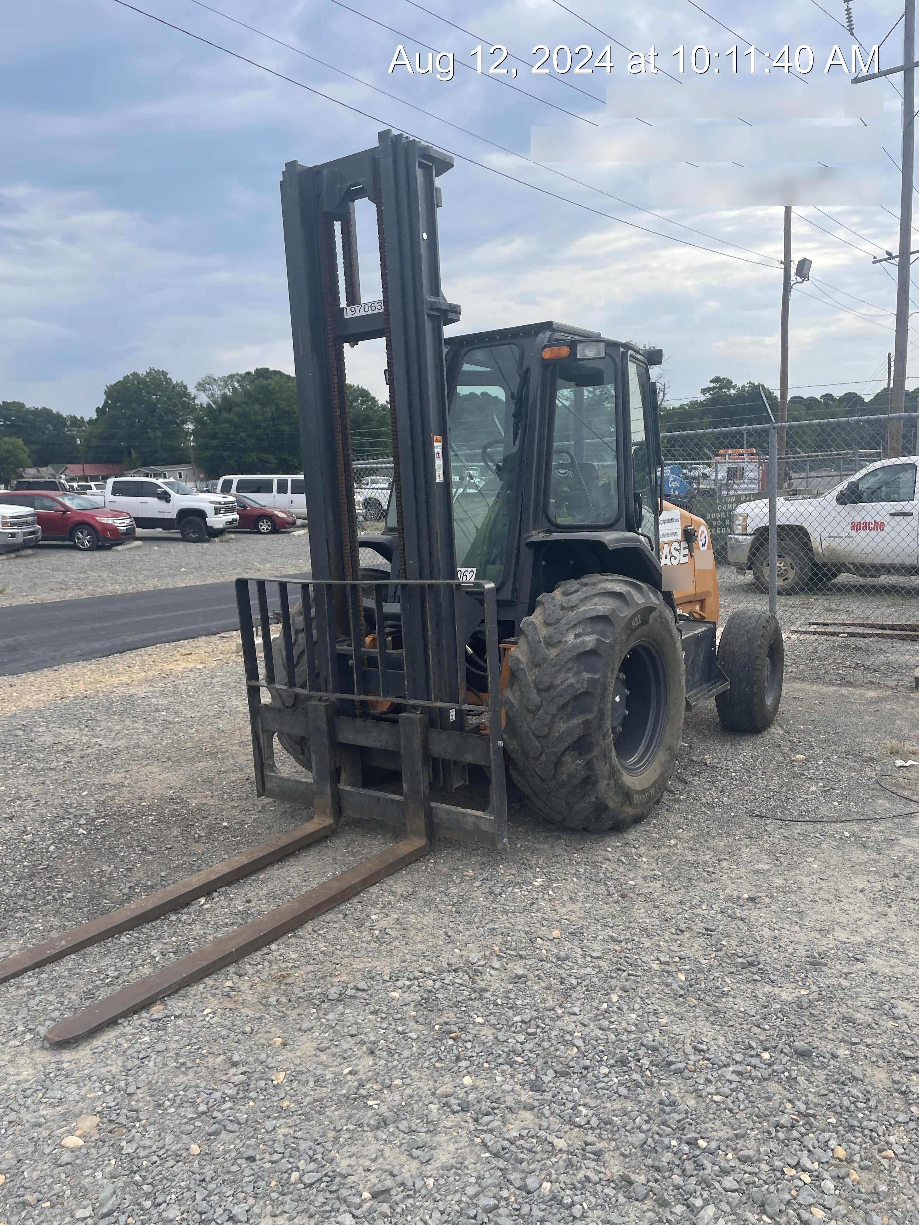 2021 CASE 586H