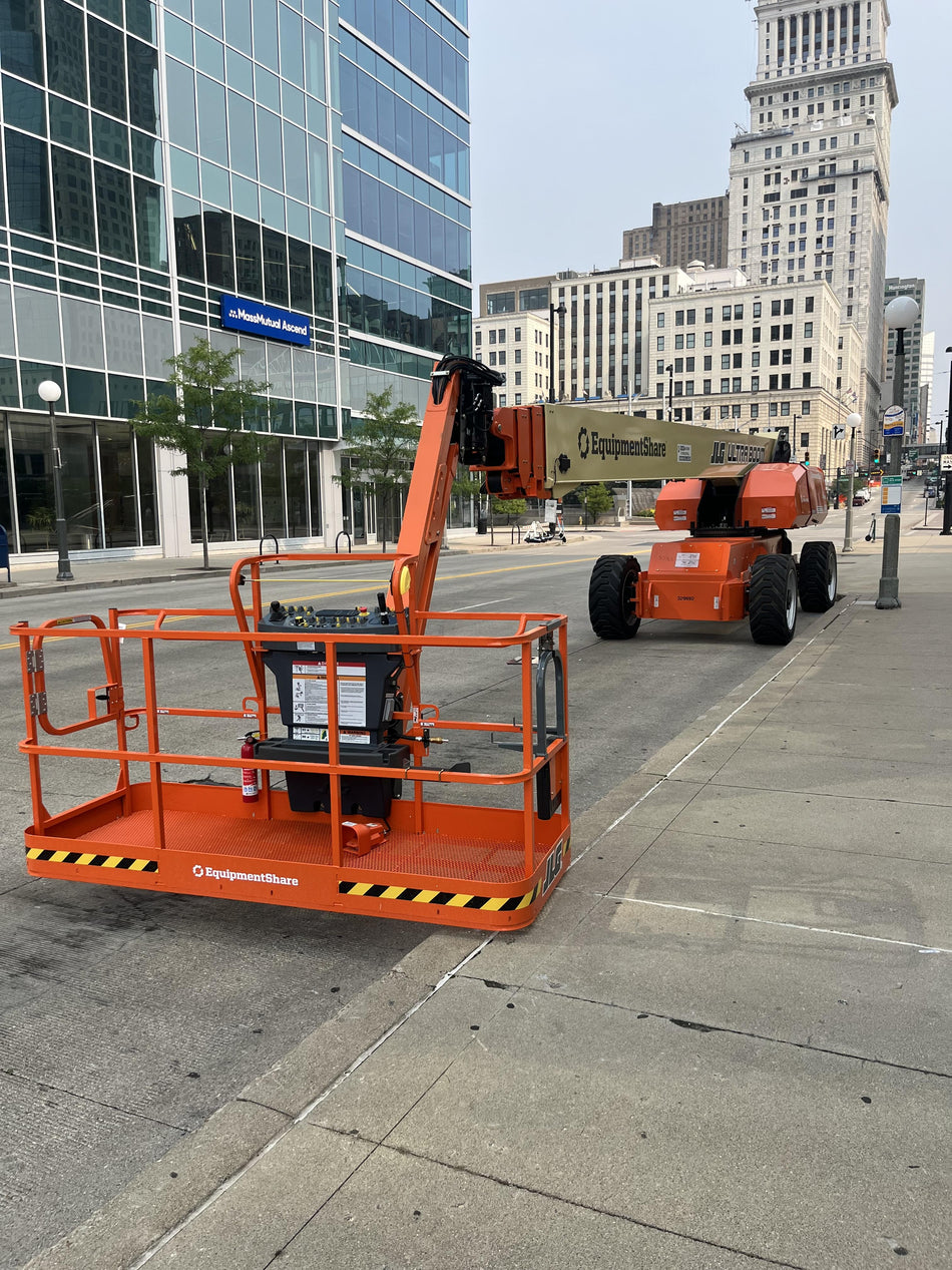 2023 JLG 1350SJP