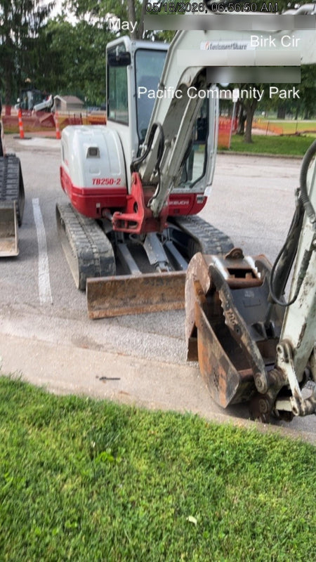 2024 TAKEUCHI TB250-2CR