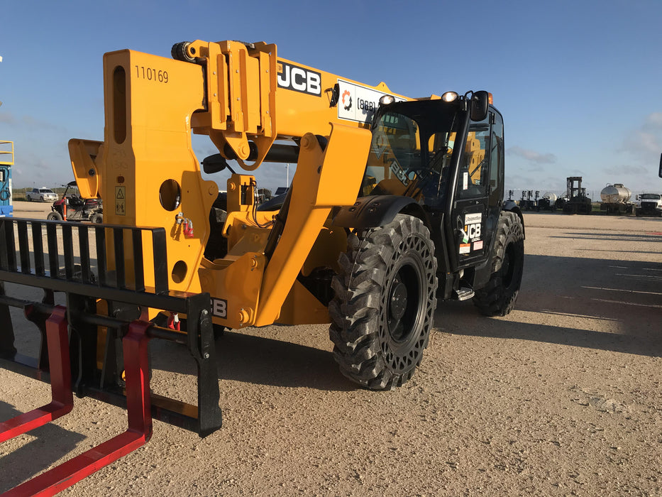 2020 JCB 510-56 Cab/Heat/Air, Solid Tires, Work Lights, Beacon, Aux Hydraulics, Back up Alarm, Lifting Eye, ES Decals