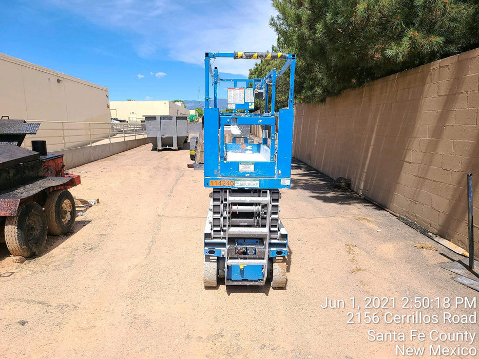 2020 Genie GS-2632 Solid NM Tires, Folding Rails with Half-Height Swing Gate, Beacon