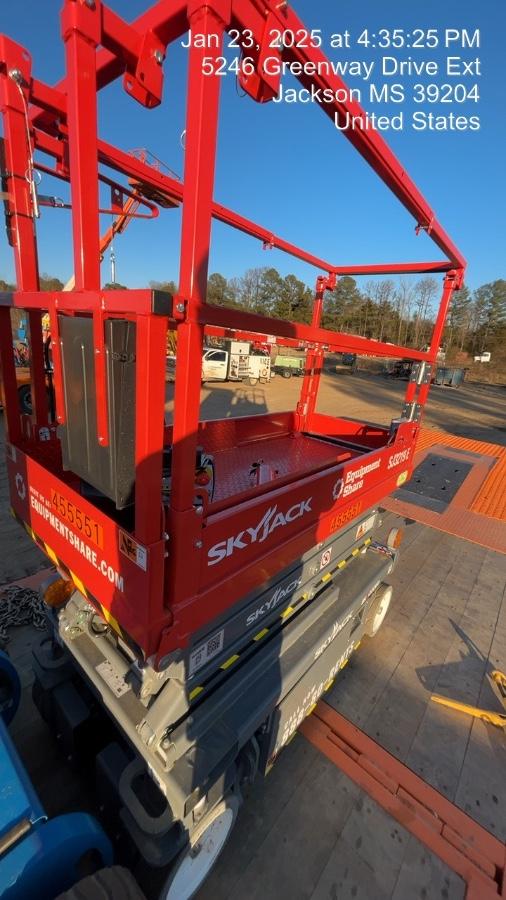 2024 Skyjack SJ3219 Electric Drive, Sld NM Tires, DBcns, RFRails, Power to Platform, T3 + Access Control