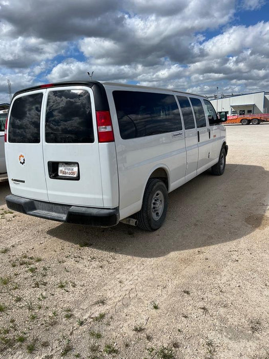 2025 CHEVROLET Express Van - Rental