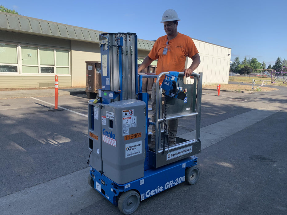 2020 GENIE GR-20