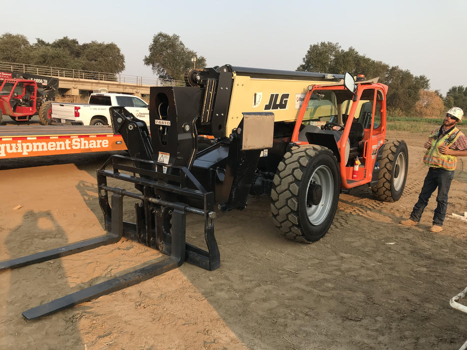 2020 JLG 1255 Canopy, FF Tires, Worklight Package