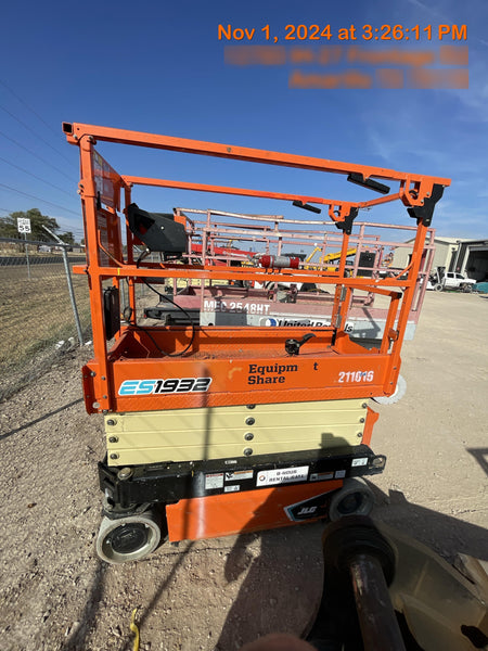 2022 JLG ES1932