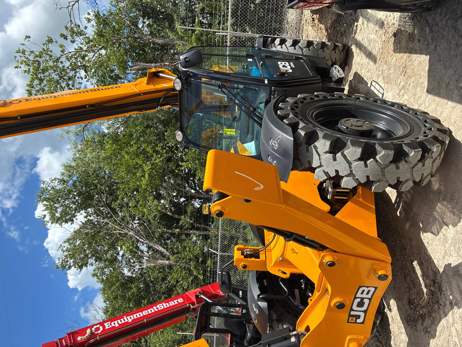 2026 JCB 510-56
