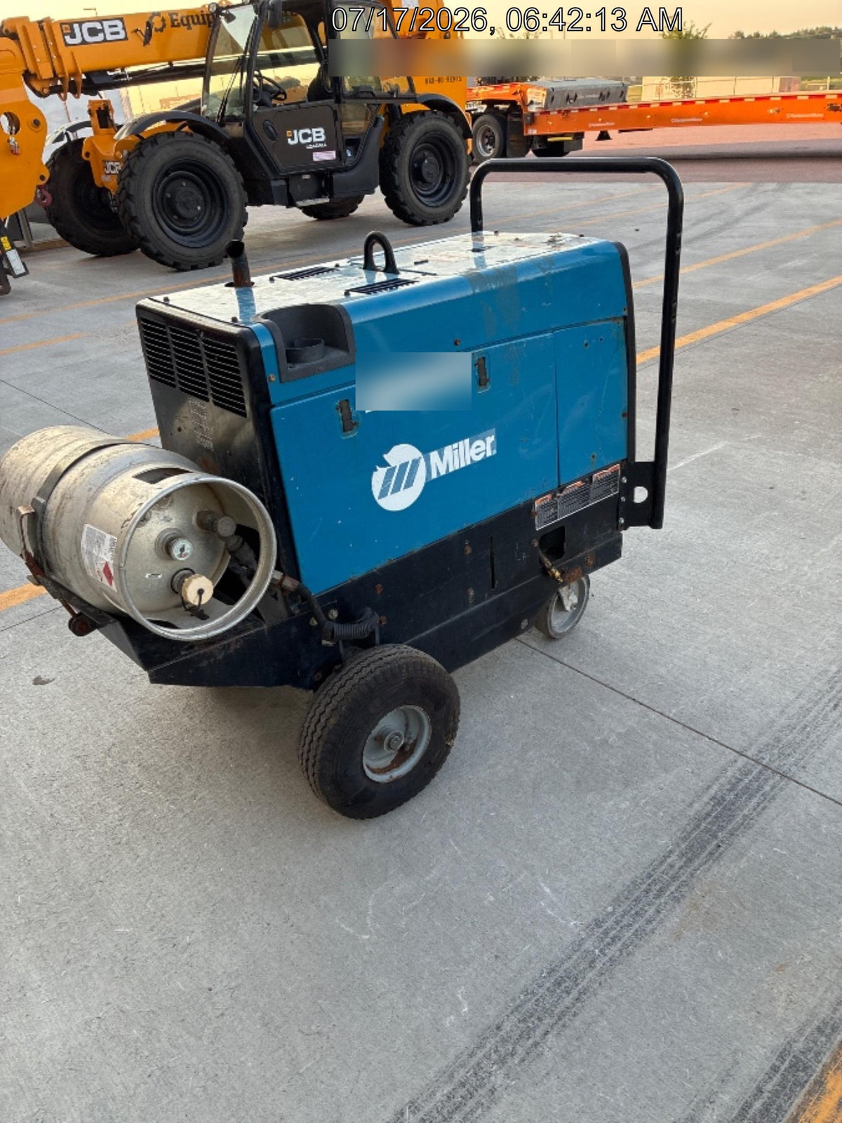 2019 Miller Electric BOBCAT 250 Standard w/Running Gear, Bracket, Hose