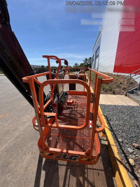 2023 JLG 660SJ