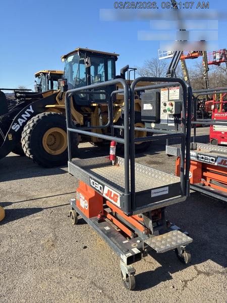 2023 JLG 1030P