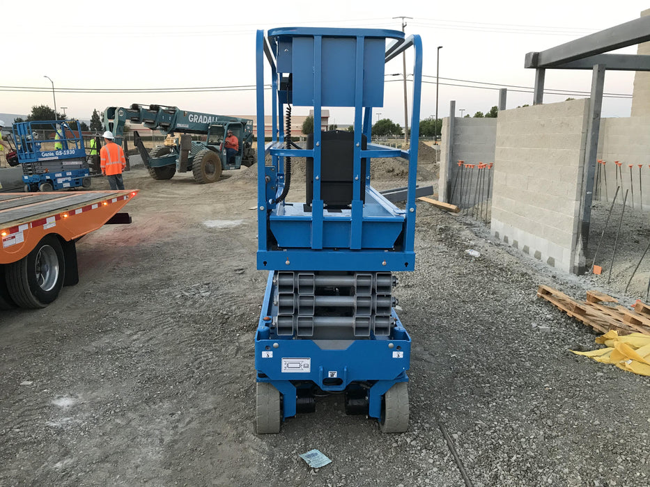 2020 Genie GS-1930 Fixed rails with chain entry gate - Pre A92.20, 800W Inverter