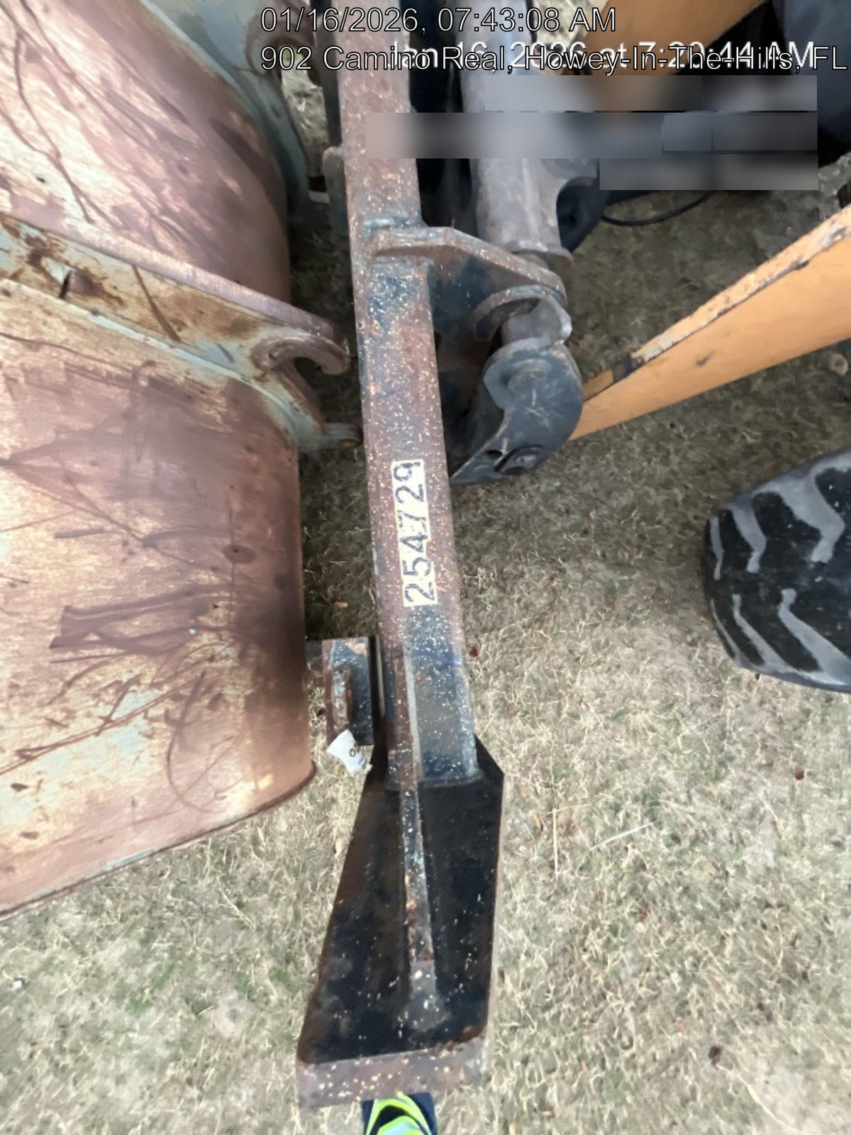 2022 PEMBERTON 72" Utility Forks