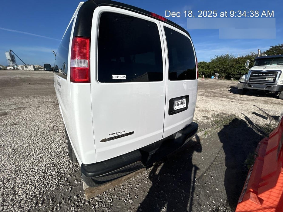 2024 CHEVROLET Express Van - Rental
