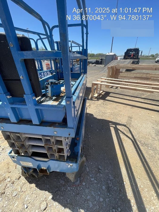 2020 Genie GS-1930 Solid Non Marking Tires, Beacon, Folding rails with half height swing gate