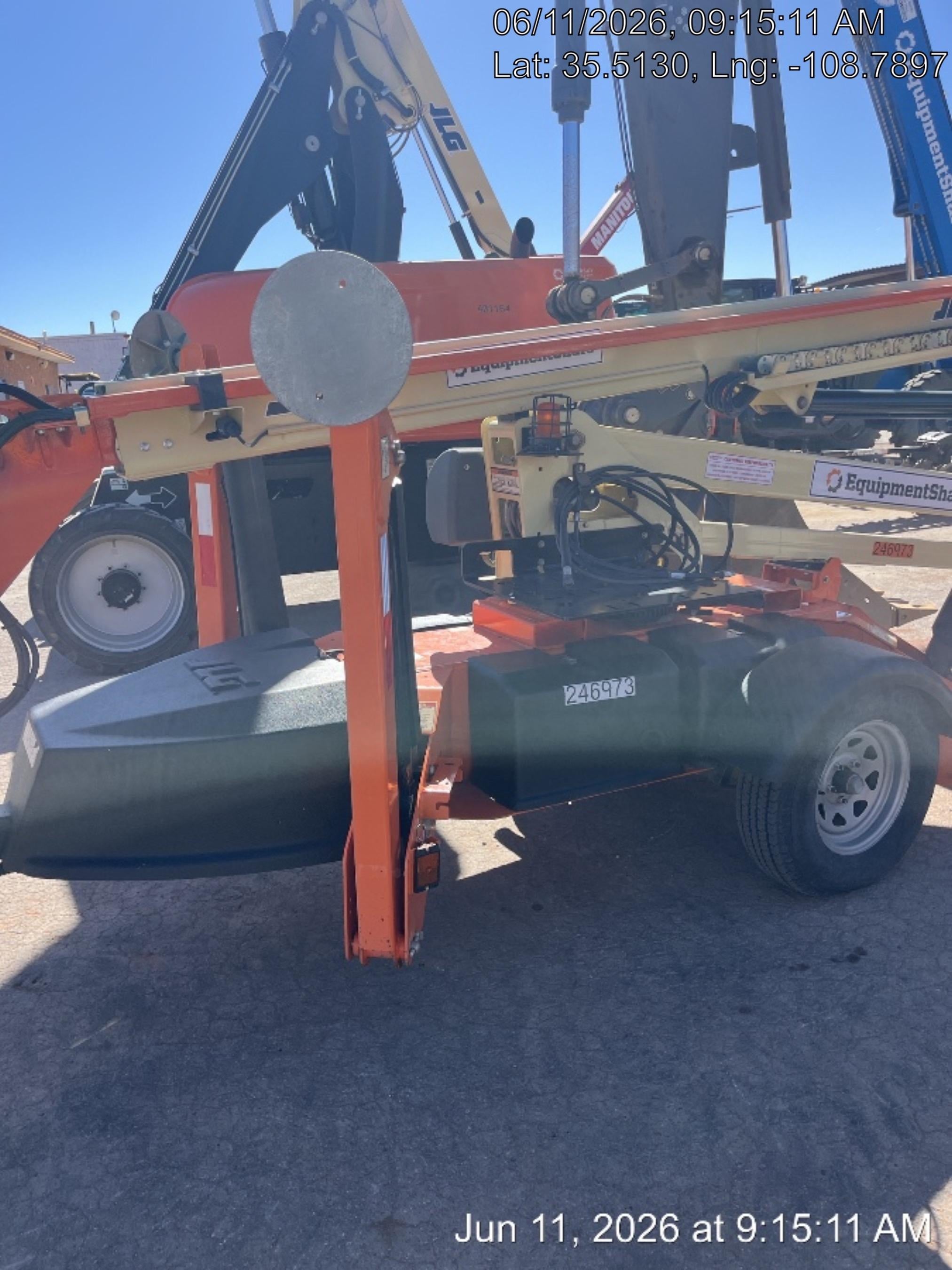 2022 JLG T350