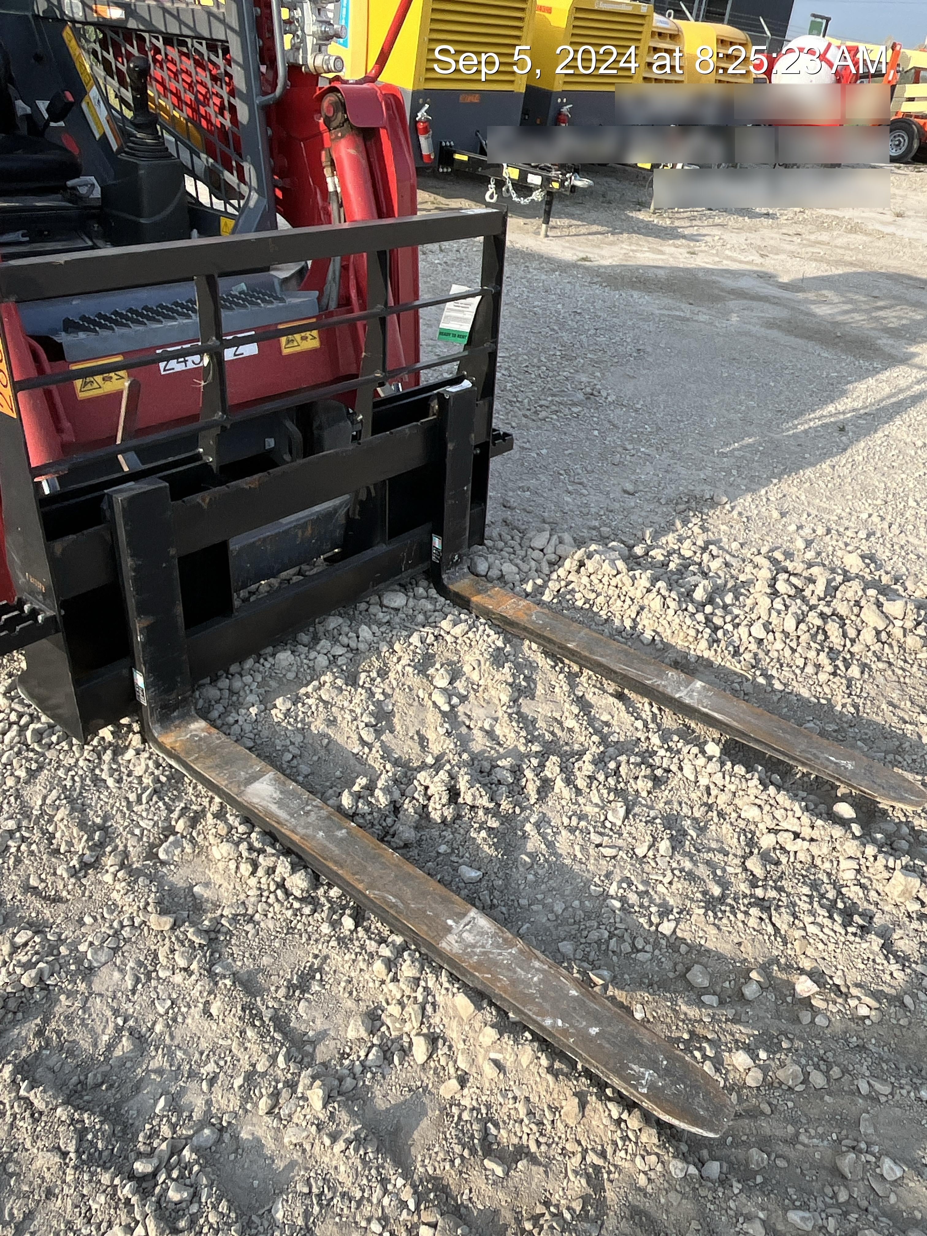 2022 ARROW MATERIAL HANDLING 48" Pallet Forks - Arrow