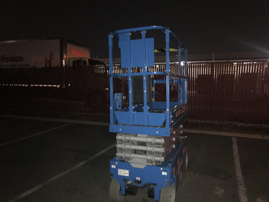 2020 Genie GS-1930 Solid Non Marking Tires, Beacon, Folding rails with half height swing gate, 800W Inverter