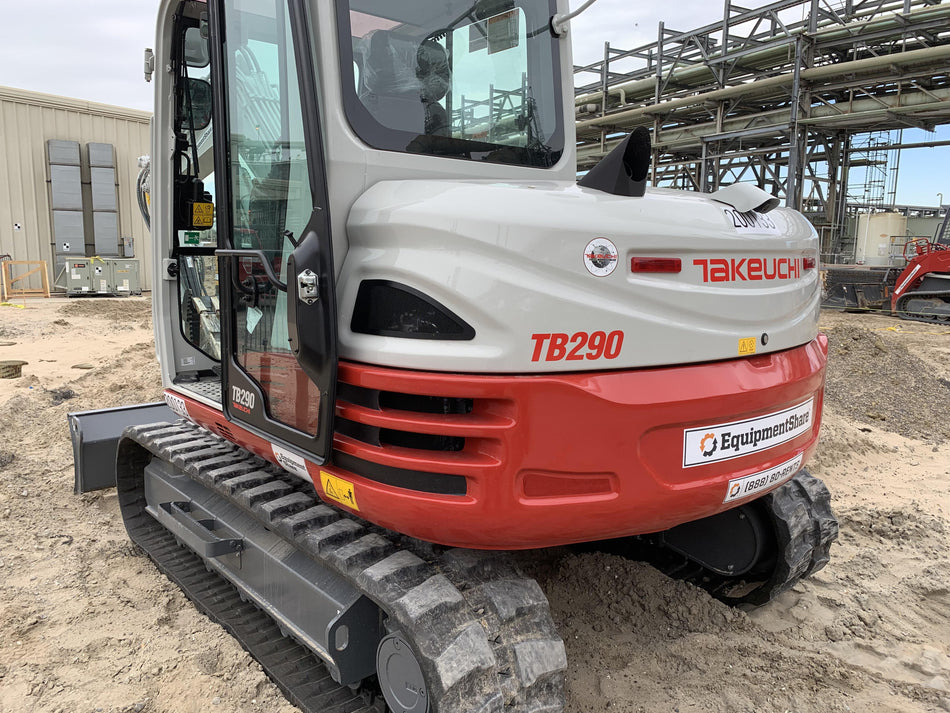 2022 TAKEUCHI TB290C