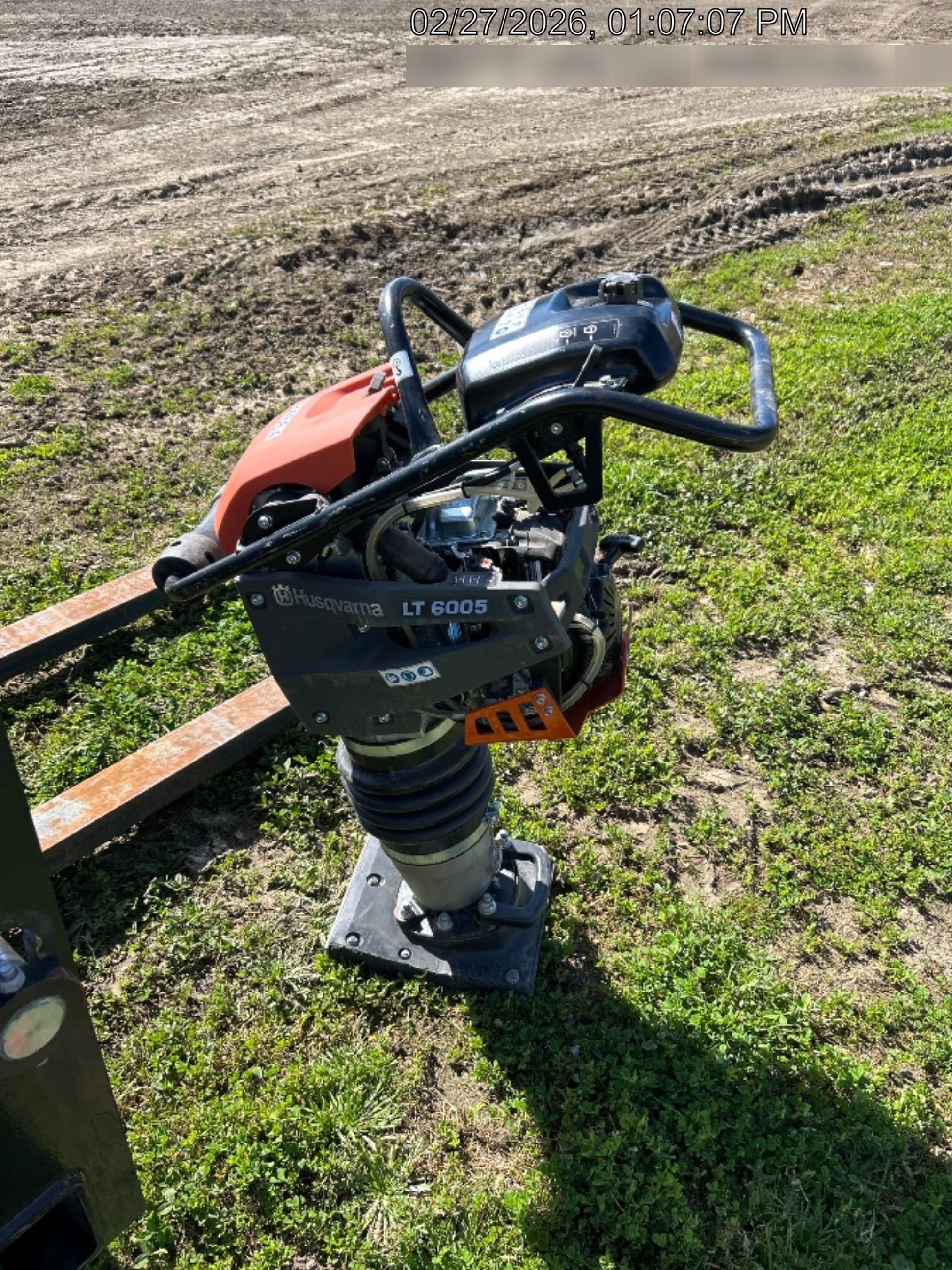 2024 HUSQVARNA LT6005