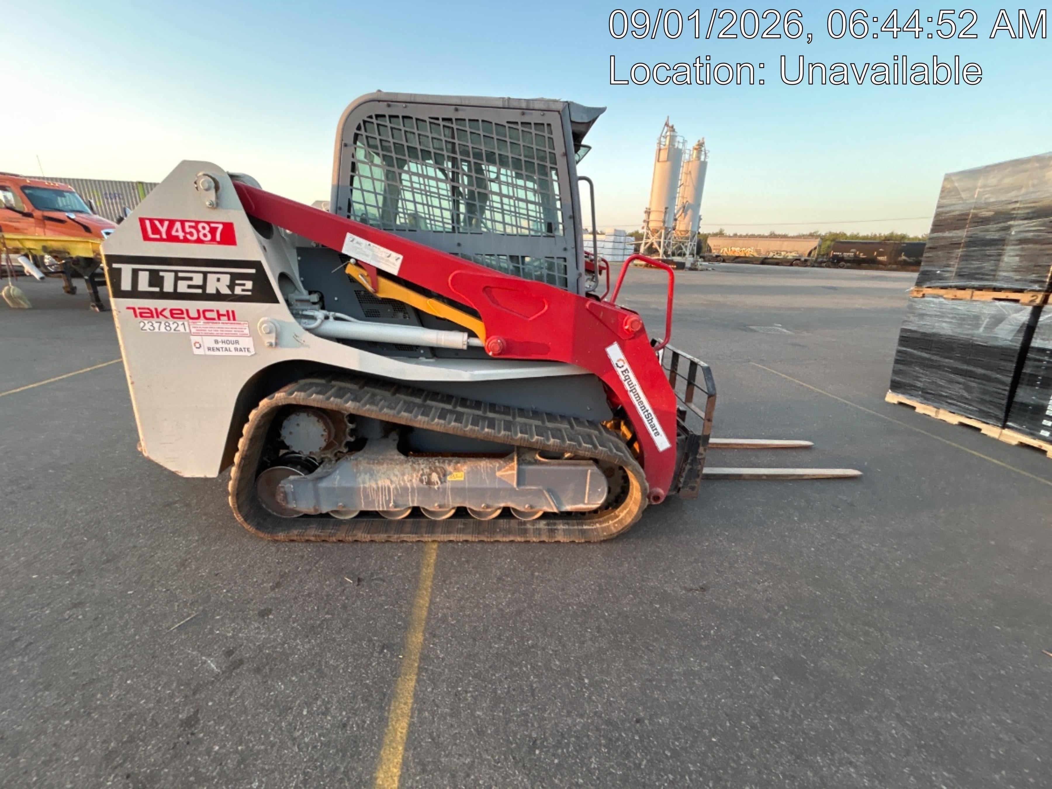 2022 TAKEUCHI TL12R2-CR
