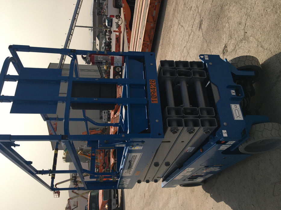 2020 Genie GS-2632 Solid NM Tires, Folding Rails with Half-Height Swing Gate, Beacon