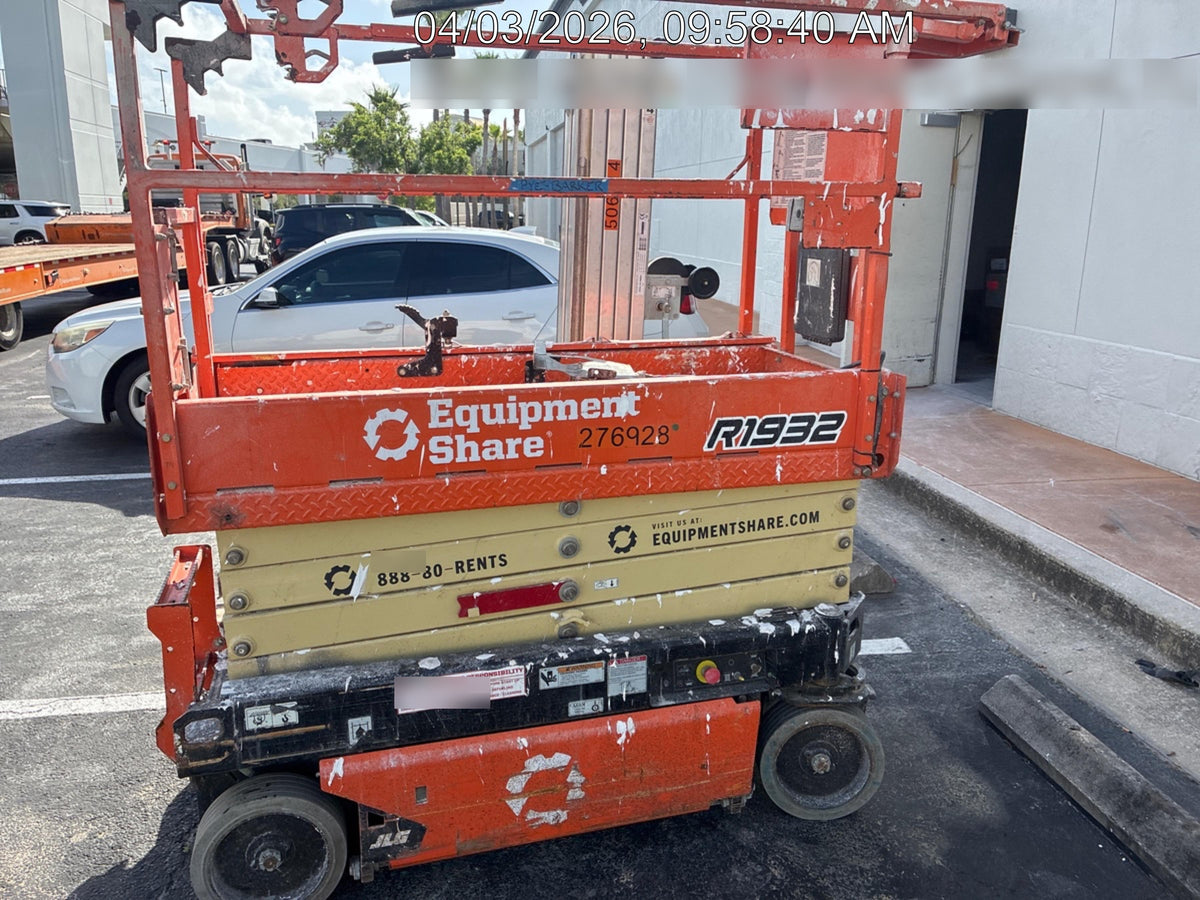 2022 JLG R1932