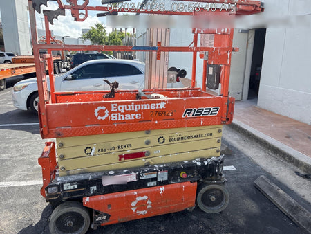 2022 JLG R1932