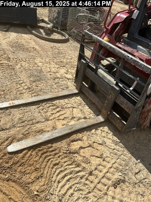 2022 ARROW MATERIAL HANDLING 48" Pallet Forks - Arrow