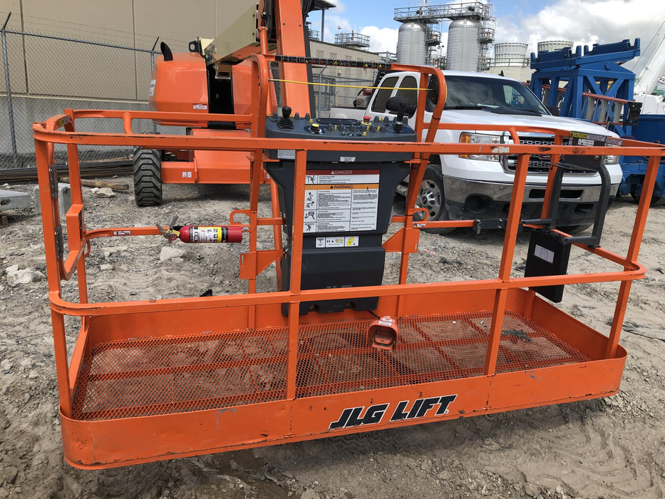 2019 JLG 460SJ