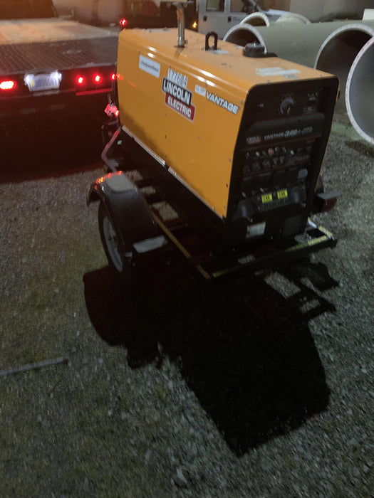 2021 Lincoln Electric Vantage 322 Vantage 322 Ready Pak 3 w/ Decals, ORANGE (includes trailer, cable rack, fender light kit) NO Telematics