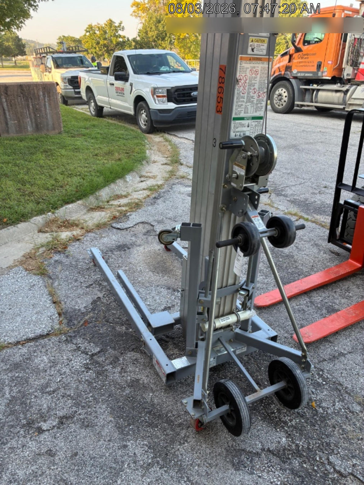 2020 GENIE SLC-24