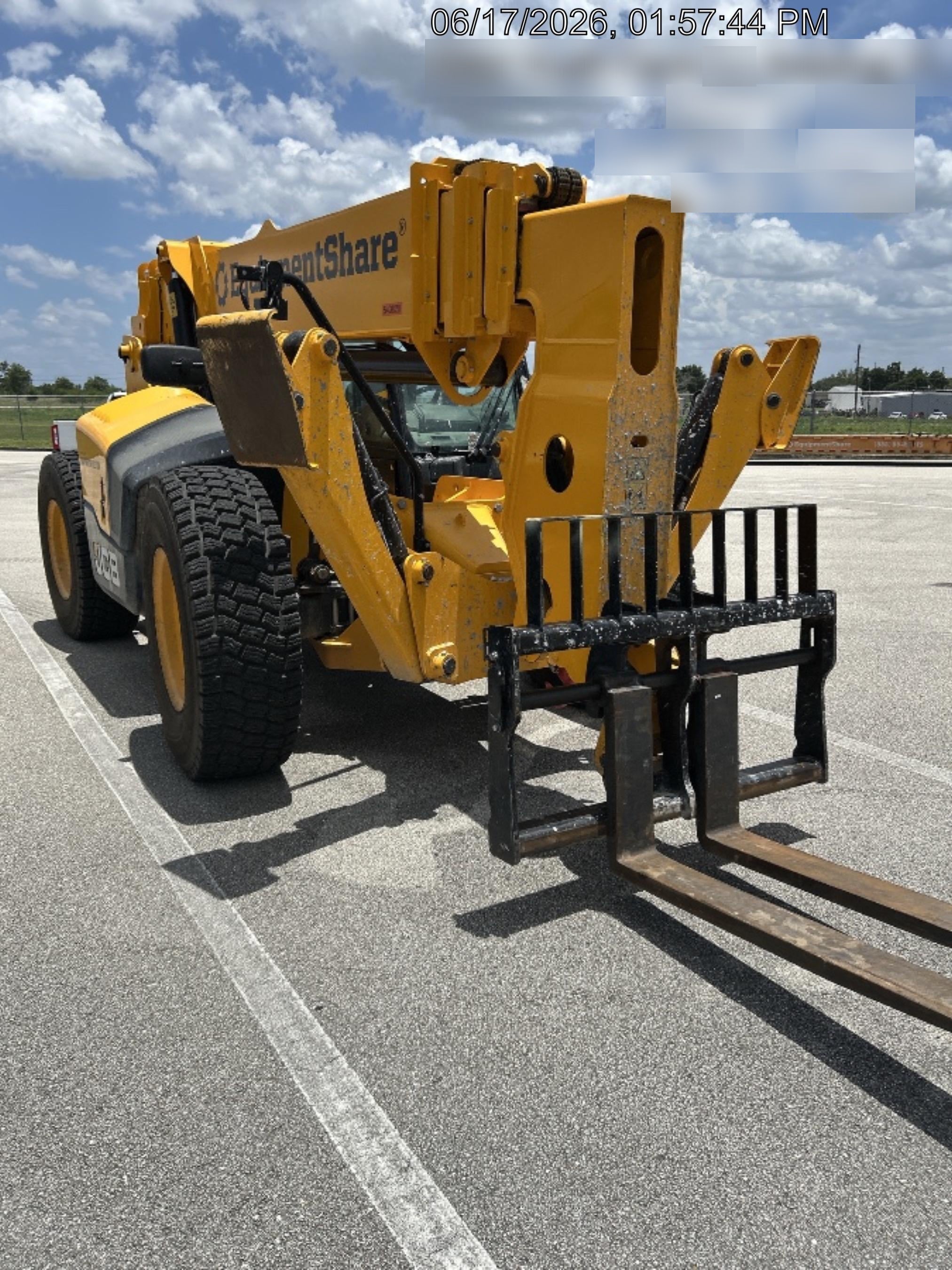 2025 JCB 512-56